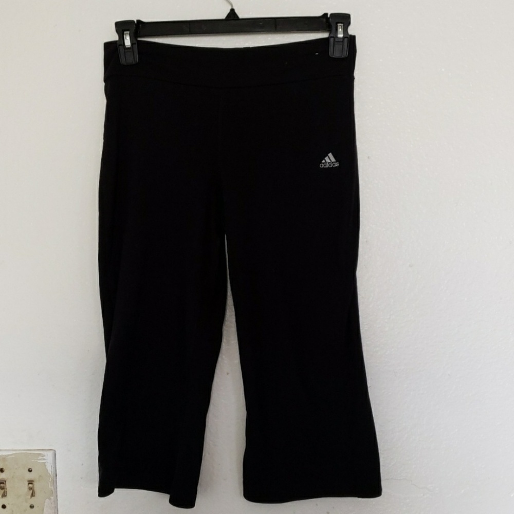 Addidas leggings yoga pants size medium